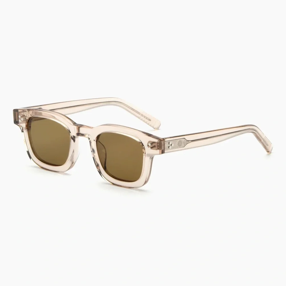 Akila Ascent Beige/Brown Sunglasses with Cork Case